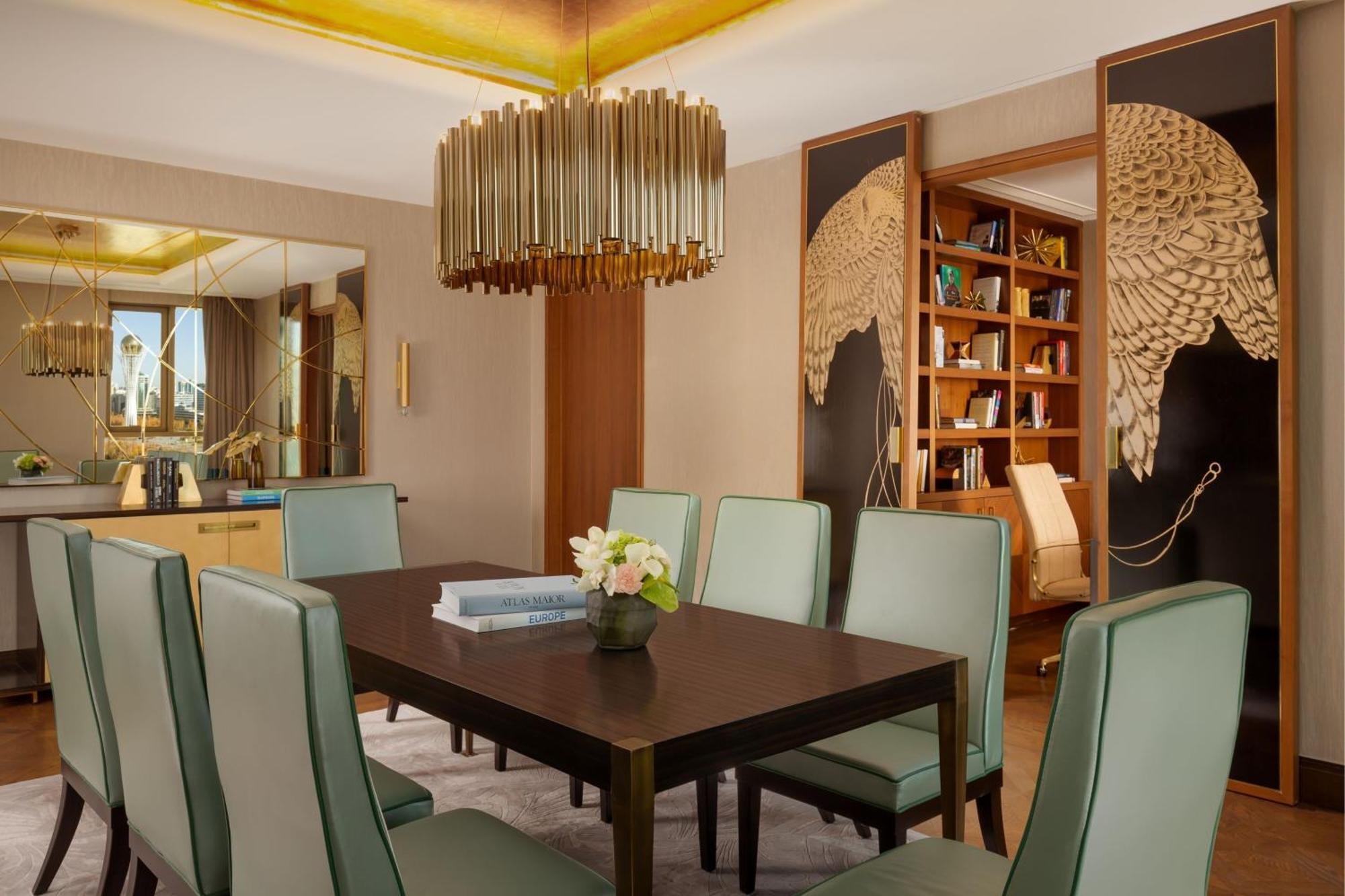 The Ritz-Carlton, Astana Hotel Ngoại thất bức ảnh
