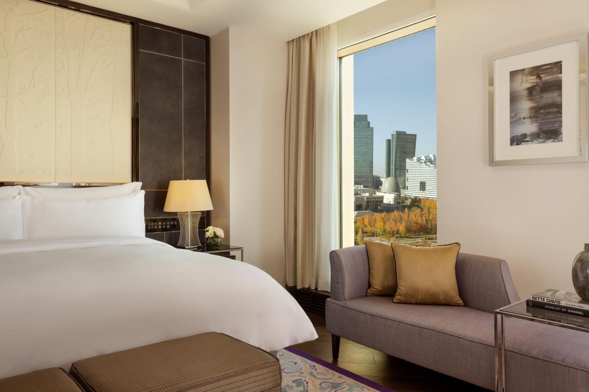 The Ritz-Carlton, Astana Hotel Ngoại thất bức ảnh