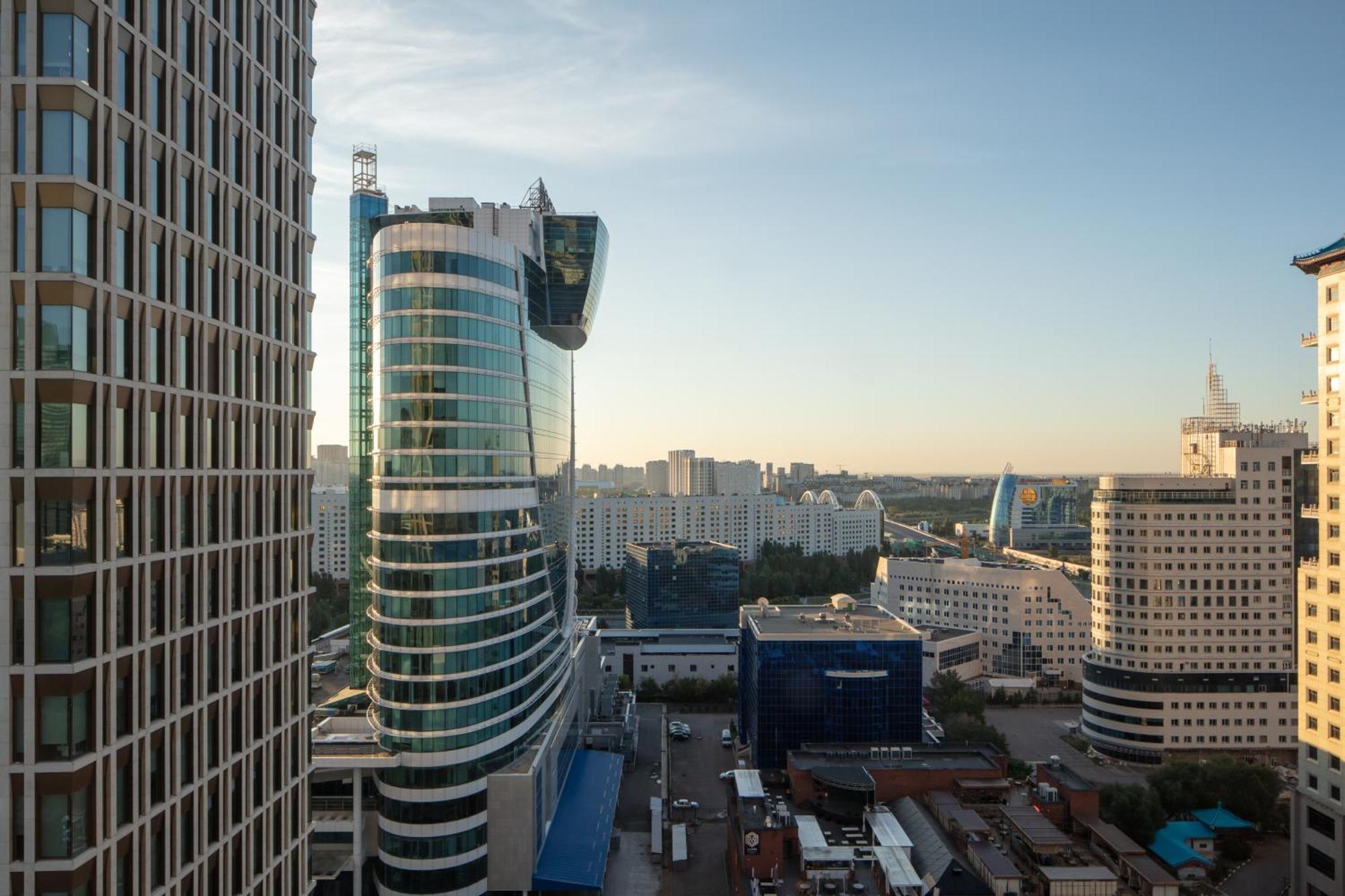 The Ritz-Carlton, Astana Hotel Ngoại thất bức ảnh