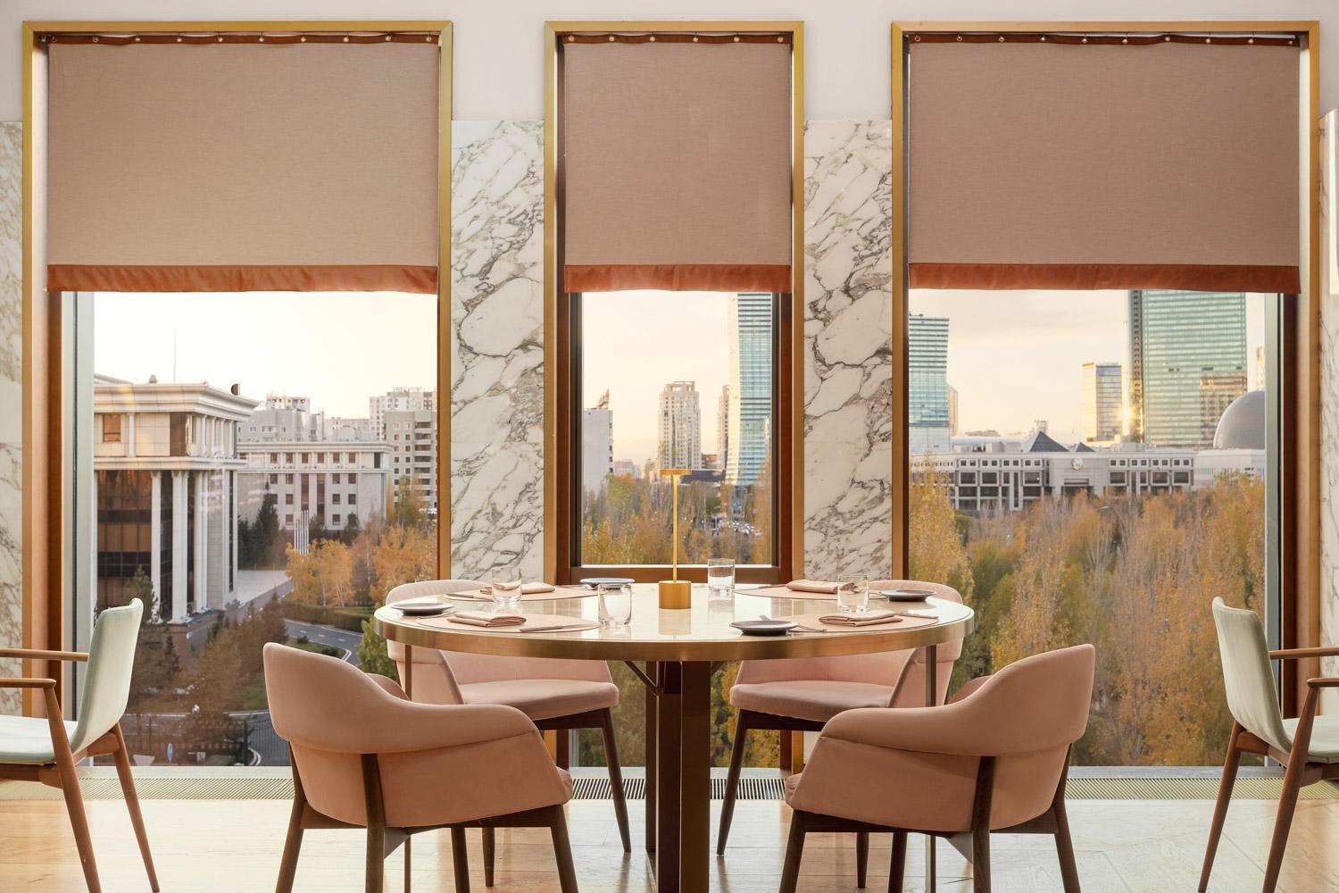 The Ritz-Carlton, Astana Hotel Ngoại thất bức ảnh