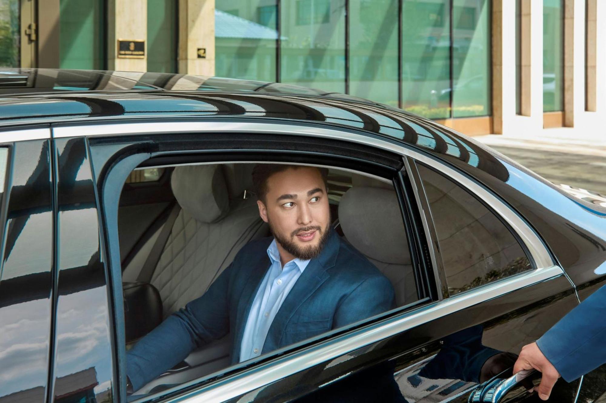 The Ritz-Carlton, Astana Hotel Ngoại thất bức ảnh